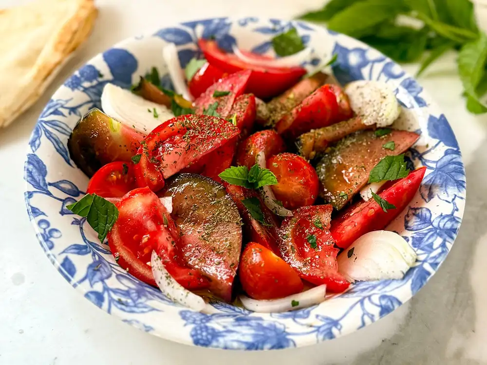 Best Tomato Salad (Easy Recipe with Fresh Mint)