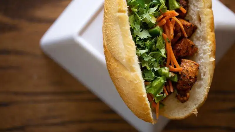 Banh Mi Po’ Boys and More Cajun-Asian Eats Hit the Bishop Arts District Next Month
