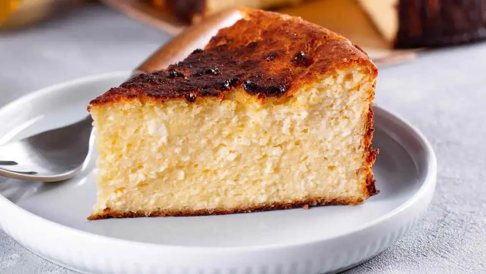 Enough with the usual recipes, I improvised with a piece of ricotta and 2 oranges, and everyone is still talking about this moist cake!