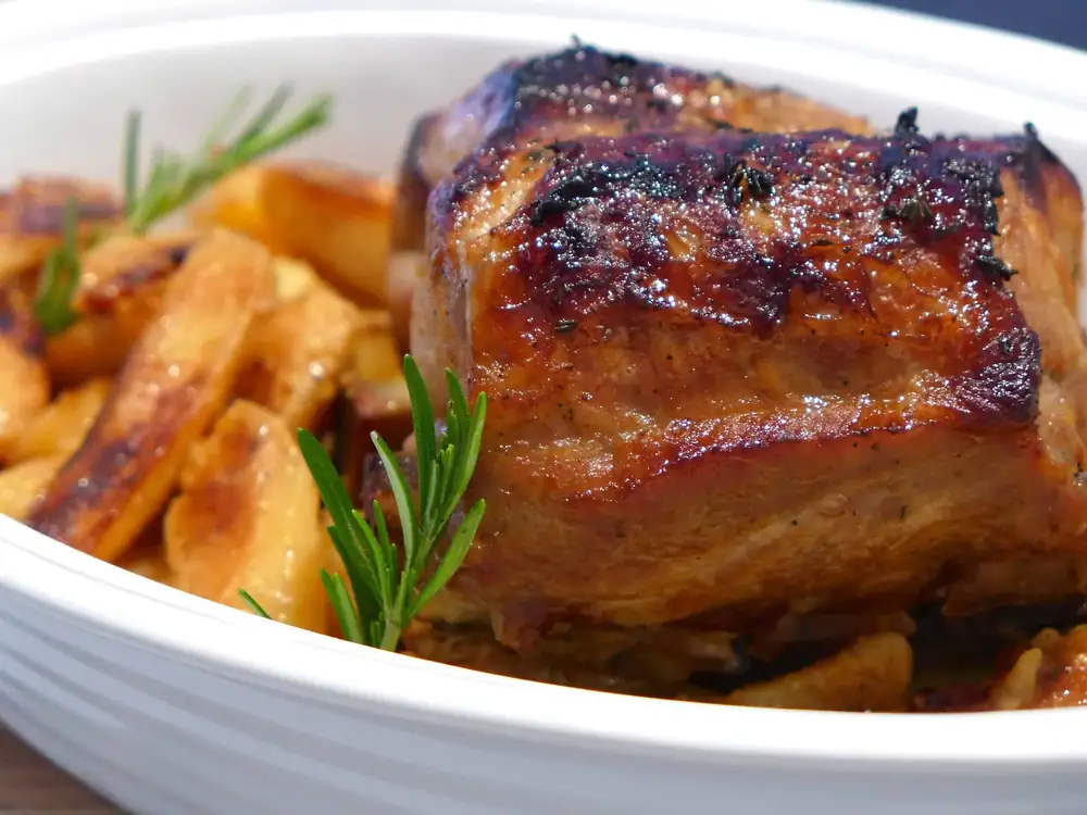 Kontosouvli (Spit roasted BBQ pork)