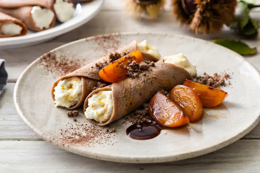 Three desserts for October, from grandma's pantry to restaurant dishes
