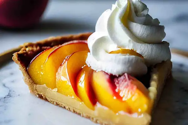 With just two ripe peaches I made a dessert that restaurants only dream of: elegant and delicious, one slice is not enough