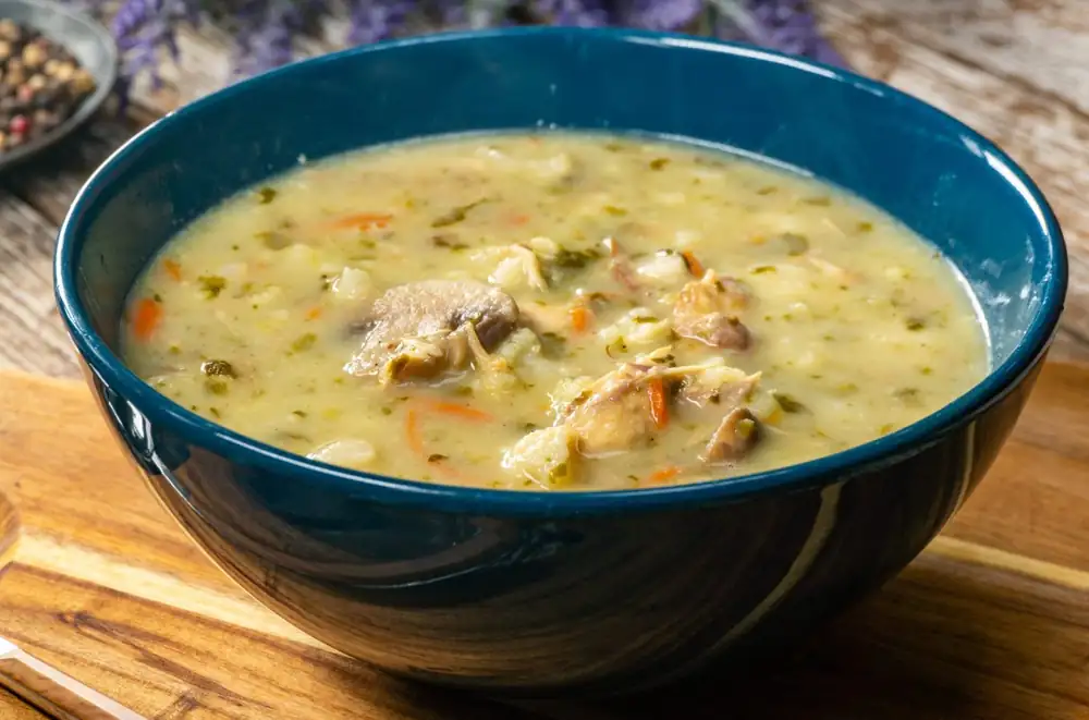 Cucumber soup with ribs. A distinctive flavor and very filling