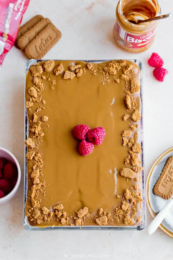 Lotus Biscoff Cake