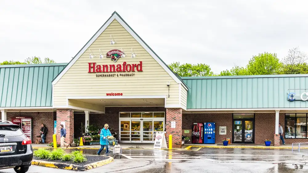 Hannaford brings back seasonal in-store farm stands