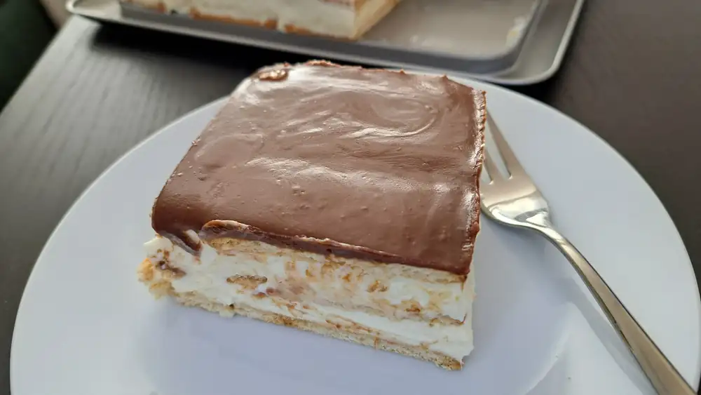 Cream-custard slices