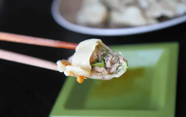 Empanadillas vietnamitas de cerdo y gambas (Pot Stickers)