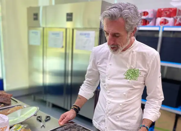Pepe Solla and the lamprey inaugurate the Cannibal Meals