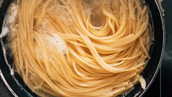 The Underrated Herb You Should Be Adding To Your Pasta