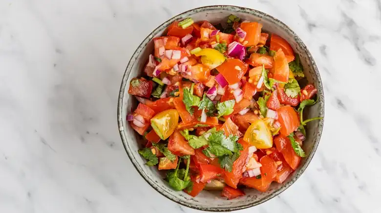 Why you shouldn't store fresh pico de gallo in the refrigerator