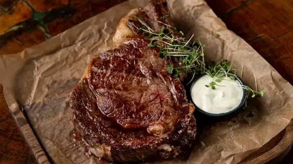 La maicena, básico de la despensa, es clave para la mejor costra de carne