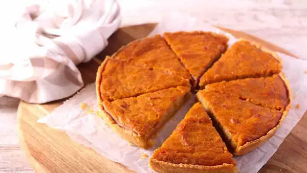 But what gnocchi or flans, today I need potatoes for a dessert: they are the American ones, the softness of this cake is to die for