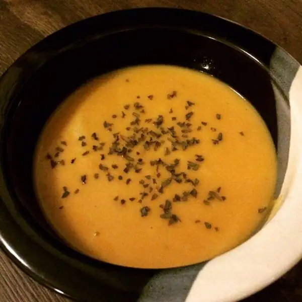 Sopa de batata y jengibre