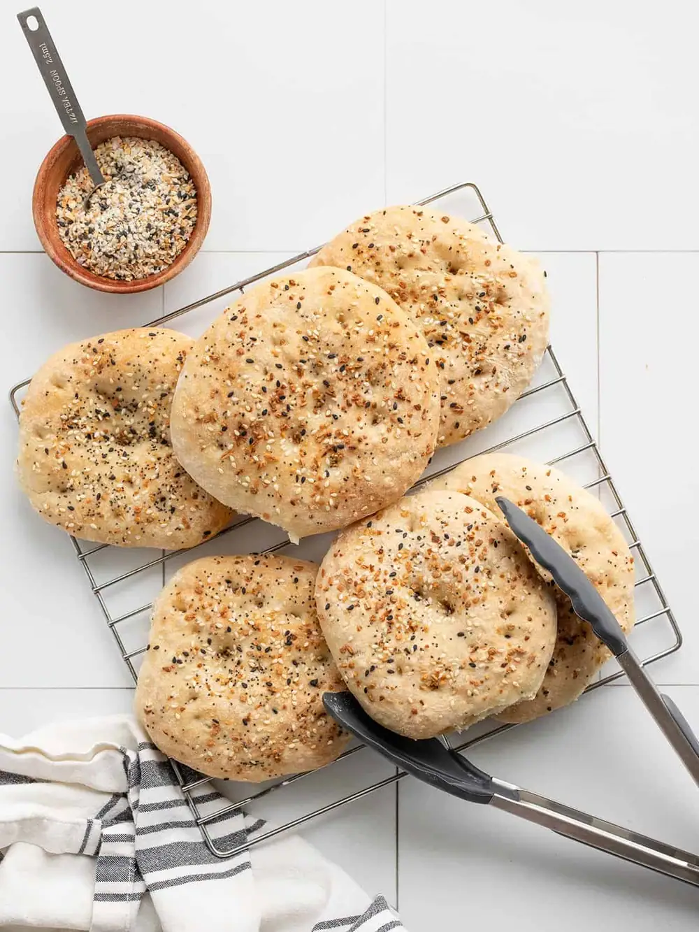 "Everything But the Bagel" Sandwich Rounds