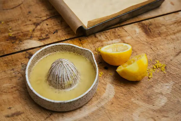 Reconstructing the Lemon Bar