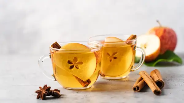 The citrus spice that will enhance the flavor of mulled apple cider