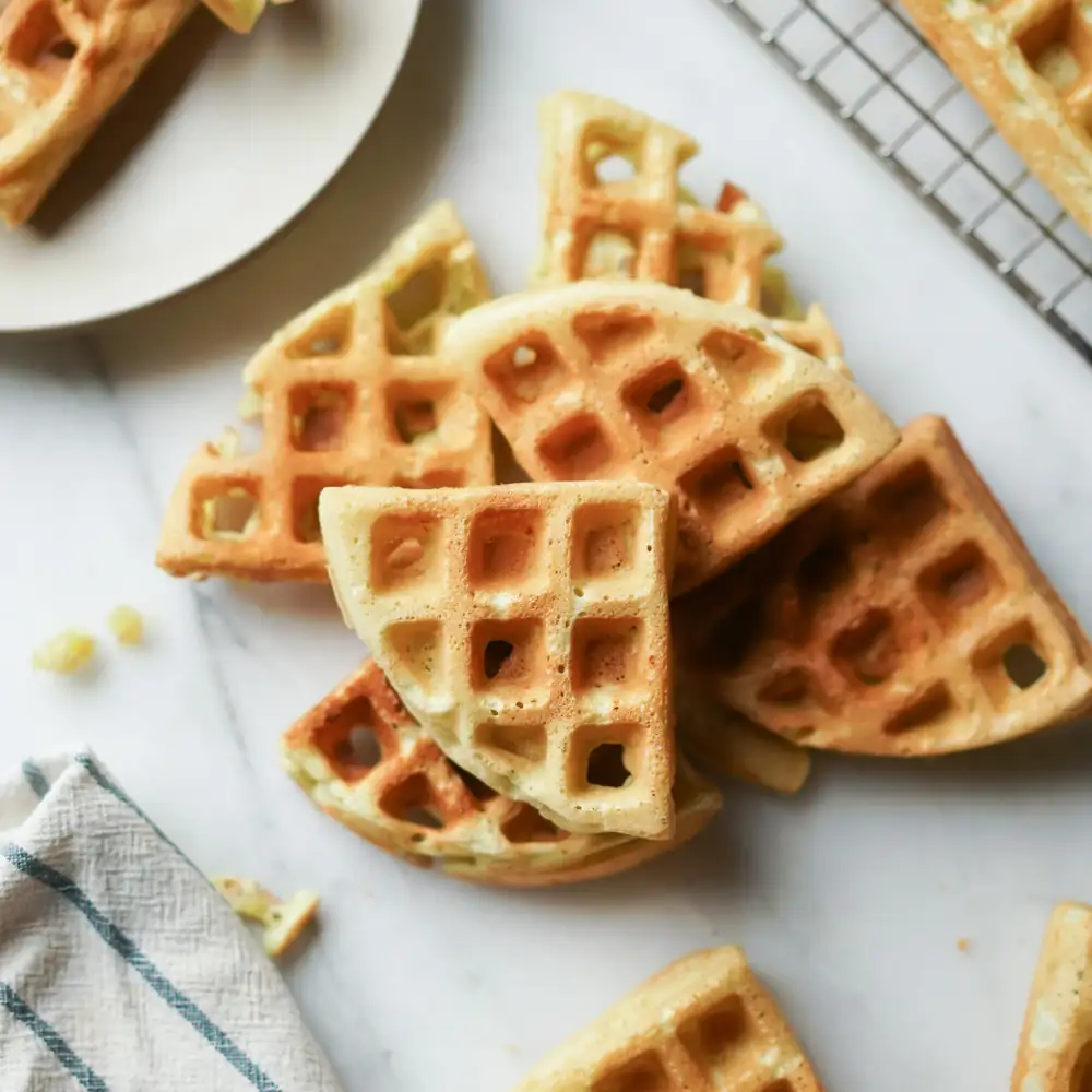 Receta de gofres veganos (Gofres de pandan: Crujientes por fuera, tiernos por dentro)