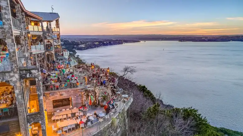 The Massive Texas Restaurant That Can Serve 2,500 People At Once