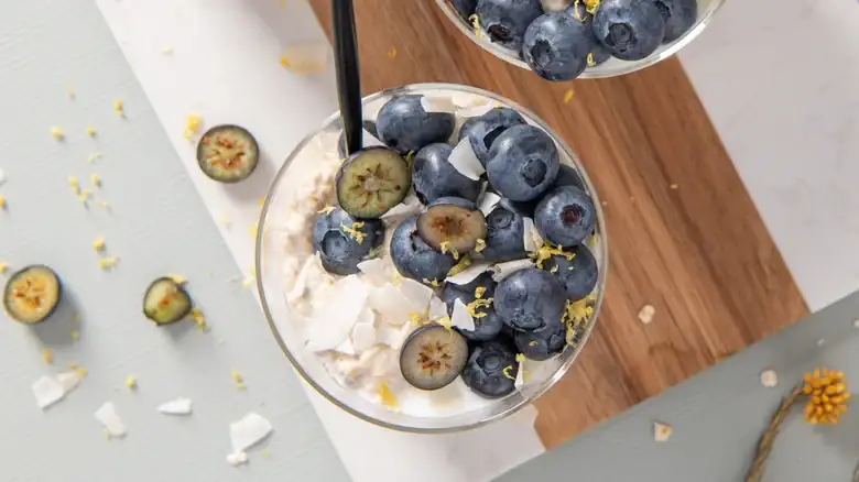 Cómo convertir el yogur de todos los días en un manjar gourmet en segundos
