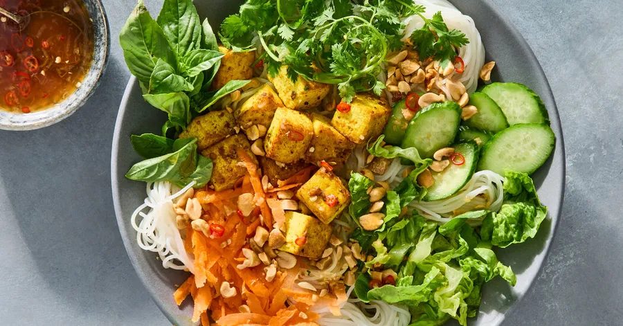 Golden Tofu Noodle Bowl Recipe • 5★ • 40 min