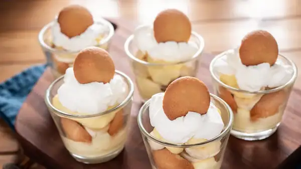 Haz que un plátano sepa a pudín de plátano sumergiéndolo en esta crema para untar