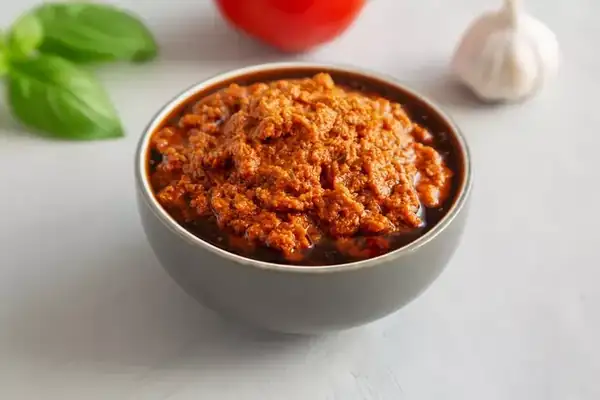 Red pesto