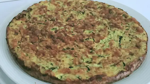 Zucchini cake with cheese suitable for diabetics