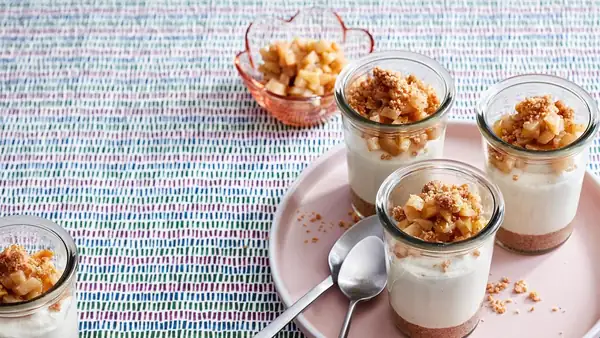 Sweet treats with sprinkles: Desserts, cakes & crumbles
