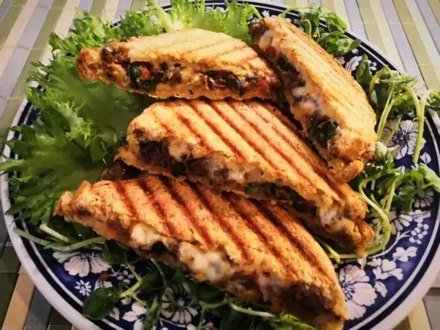 Härkis spinach paninis