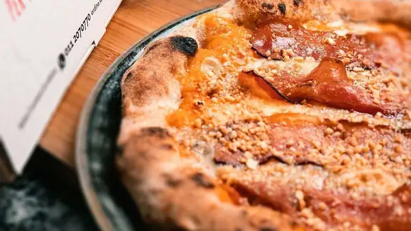 Pizzeria Don Ciccio Review: A Bright Spot on the Outskirts of Turin