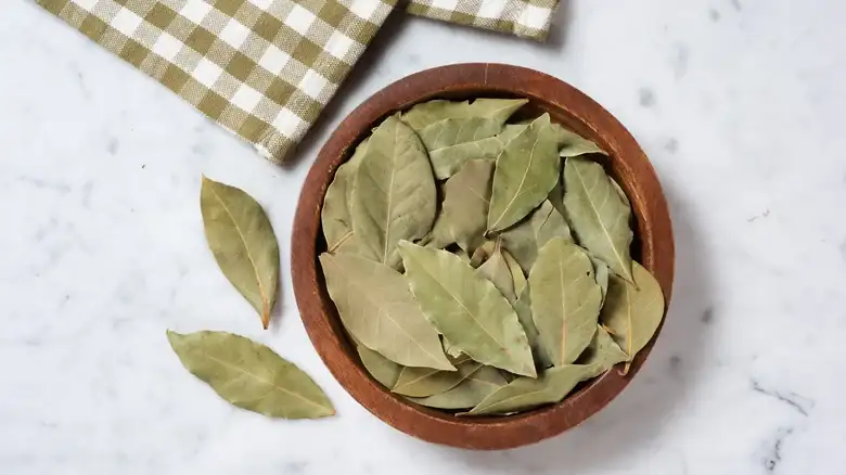 Is It Safe To Eat Bay Leaves?