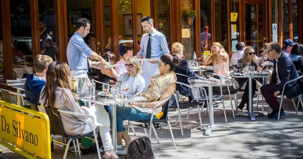 More evidence that shoppers prefer independents