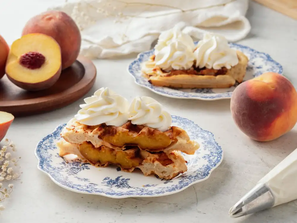 🍑Waffles with peaches and whipped cream