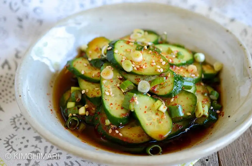 Simple Korean Cucumber Salad (Oi Muchim 오이무침)