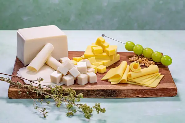 ChickP Develops Cream & Cheddar Cheeses With Traditional Fermentation Methods