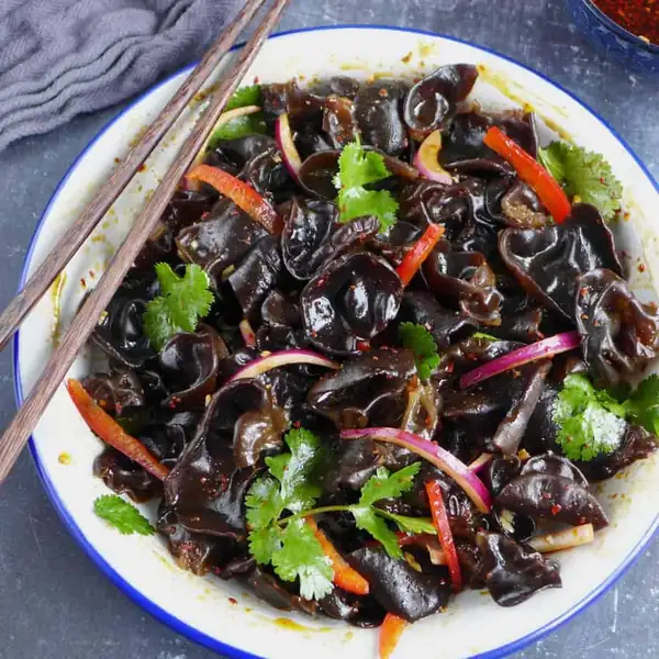 Wood Ear Mushroom, How To Rehydrate and Cook (木耳)rn