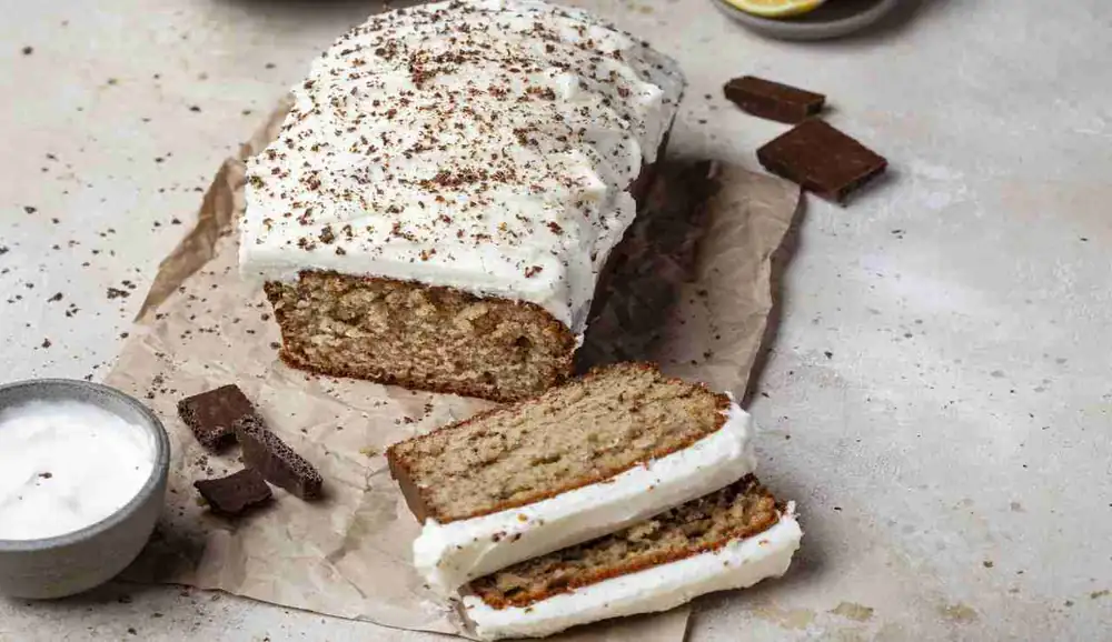 Hazelnut and dark chocolate plumcake