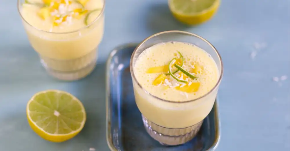 Coconut-Cheesecake-Smoothie