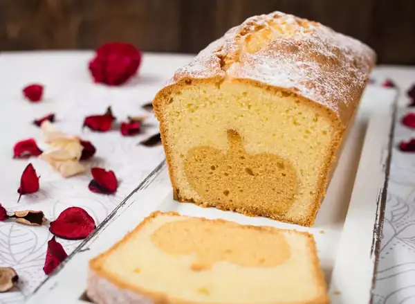 Sand cake with an autumn motif - Recipe