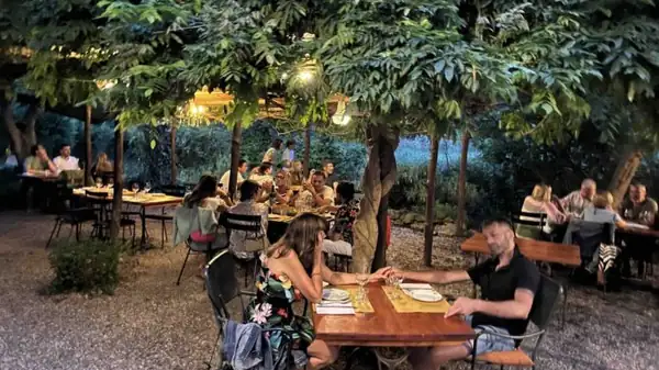Where to eat in Finale Ligure and Varigotti, Liguria: the wonderful Valleponci restaurant