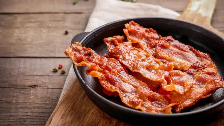 Avoid Cooking Bacon On A Cooling Rack At All Costs. Here's Exactly Why