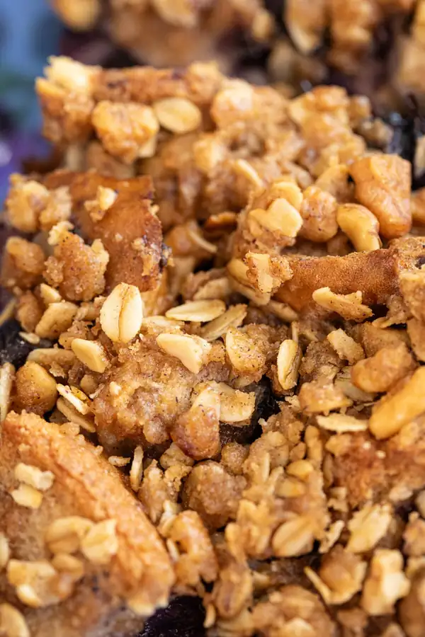 How to Make Oatmeal Streusel