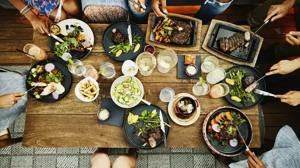 Is there a best day of the week to eat at a restaurant?