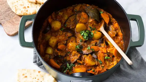 Why some stews taste better the next day and others lose their texture