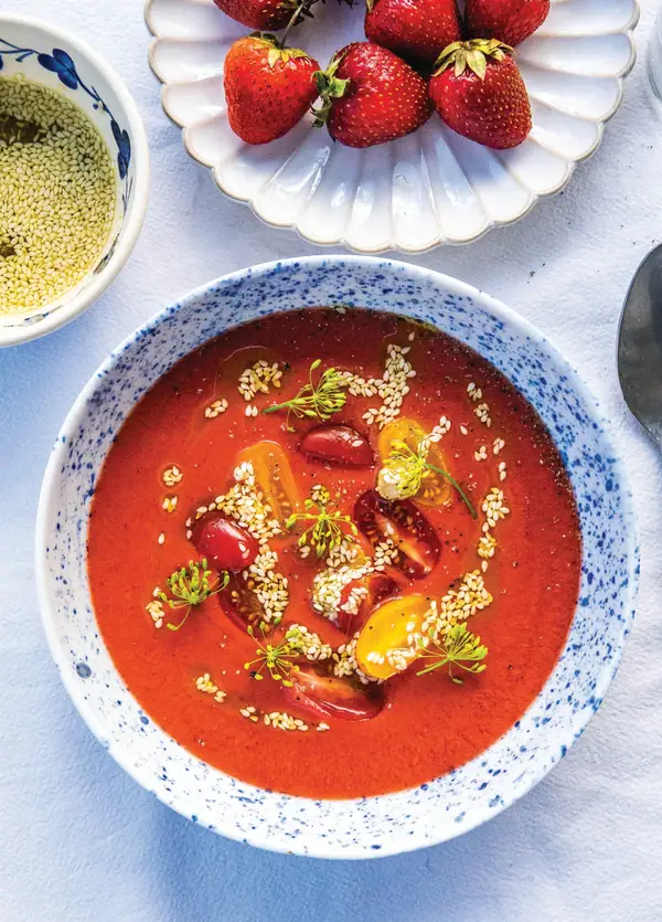 Chilled Polish Tomato-Strawberry Soup Recipe