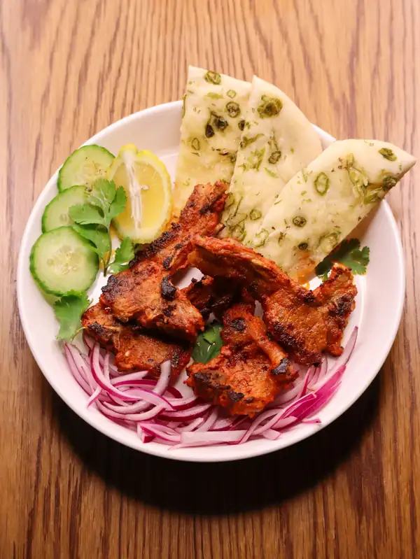 Chuletas de cordero tandoori de Priyanka Governer