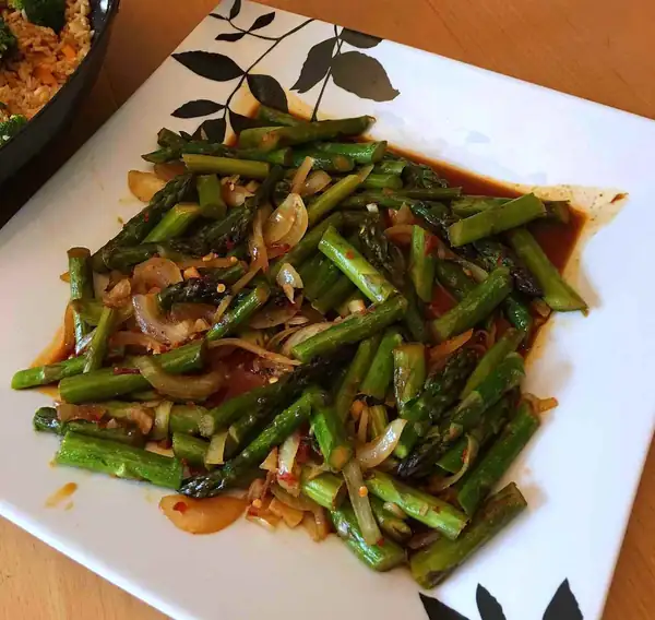 Spicy Asparagus Stir Fry (Indo-Chinese Fusion Recipe) Recipe