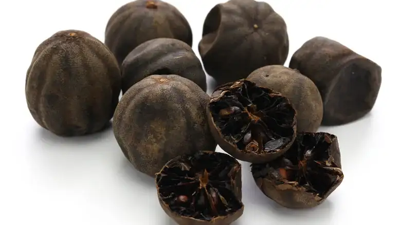 ¿Qué son las limas negras y a qué saben?