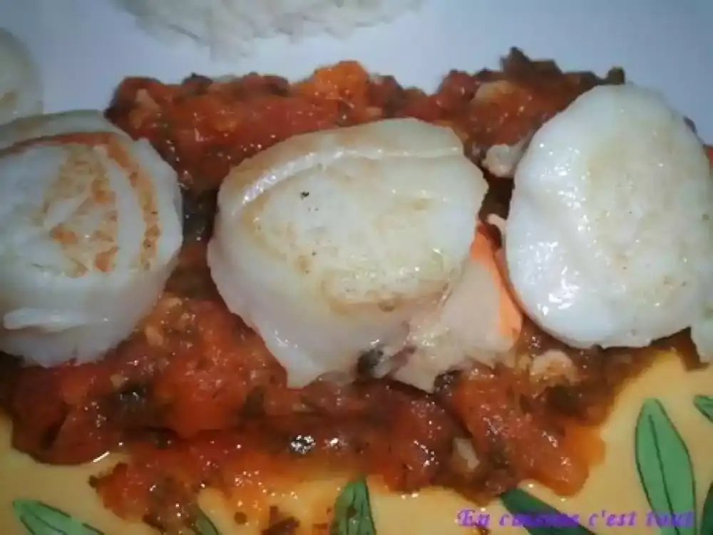 Scallops in tomato compote recipe
