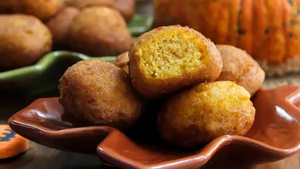 Have you ever tried sweet pumpkin fritters? An evening treat that will win you over from the first bite